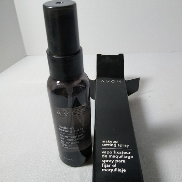 Makeup Setting Spray - Picture 1 of 3